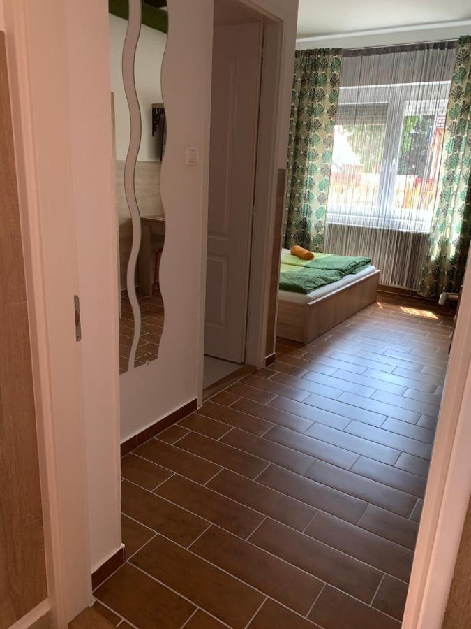 Armada Family Apartment Hajdúszoboszló Eksteriør billede