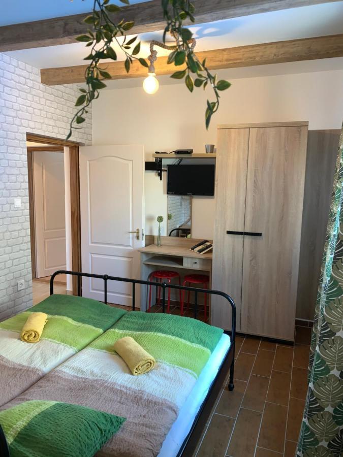 Armada Family Apartment Hajdúszoboszló Eksteriør billede
