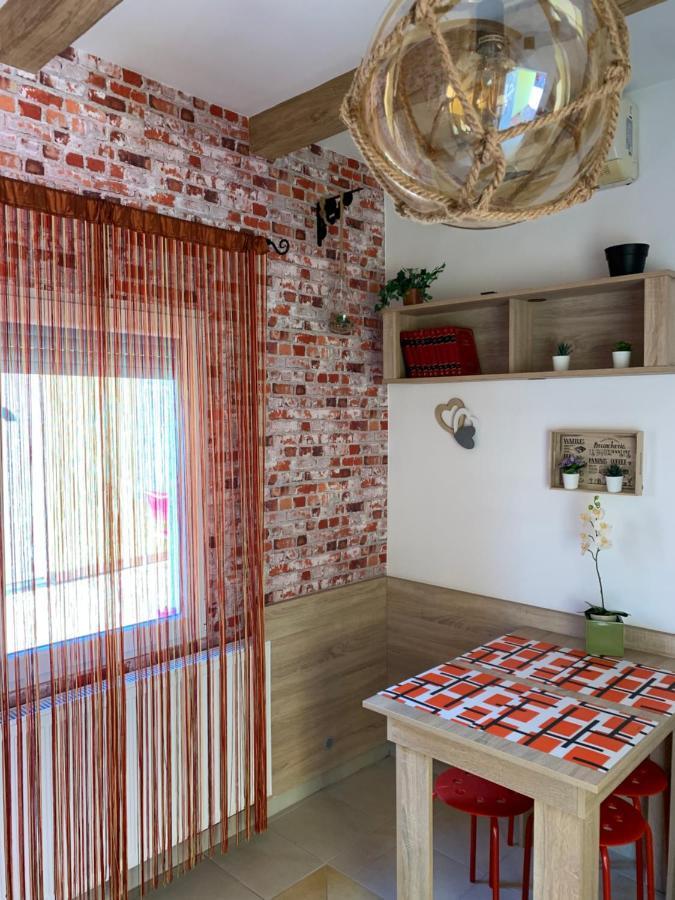 Armada Family Apartment Hajdúszoboszló Eksteriør billede